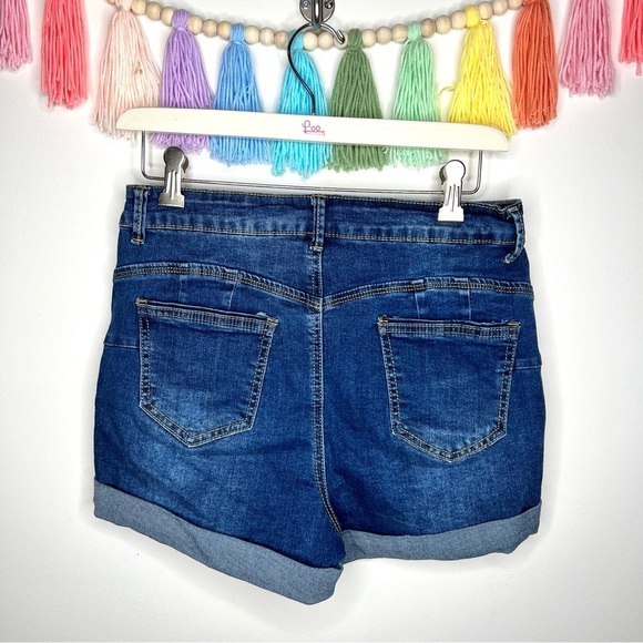 Boutique Unbranded Blue Denim Distressed Women's Shorts Frayed Shorts Size M - Picture 6 of 14